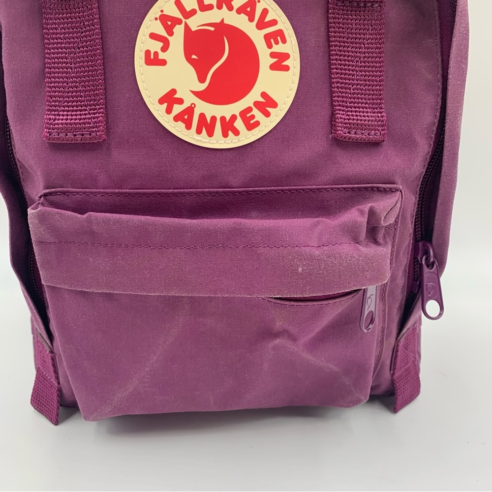Fjällräven Kånken Purple Backpack - Picture 3 of 13